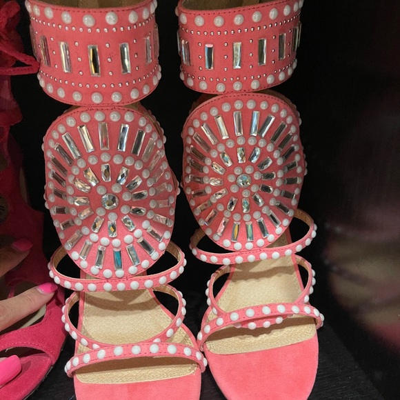 Shoes - New Pink Pearl Shoe